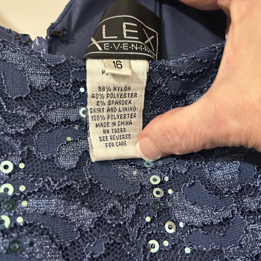 NWT: Alex Evenings Wedgewood Lace Dress Size 16 - Picture 5 of 7